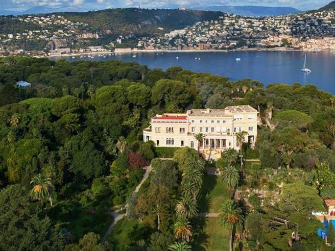 Die historische â€žVilla Les Cèdres' an der Côte d'Azur hat für 200 Mio. Euro den Besitzer gewechselt