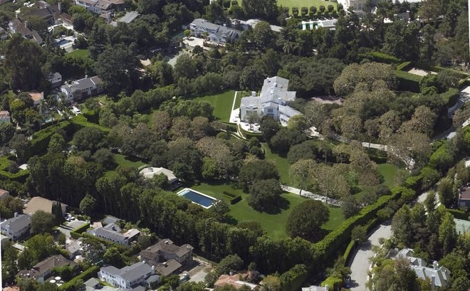 Warner Estate im Wert von 165 Millionen US-Dollar in Beverly Hills an Jeff Bezos verkauft